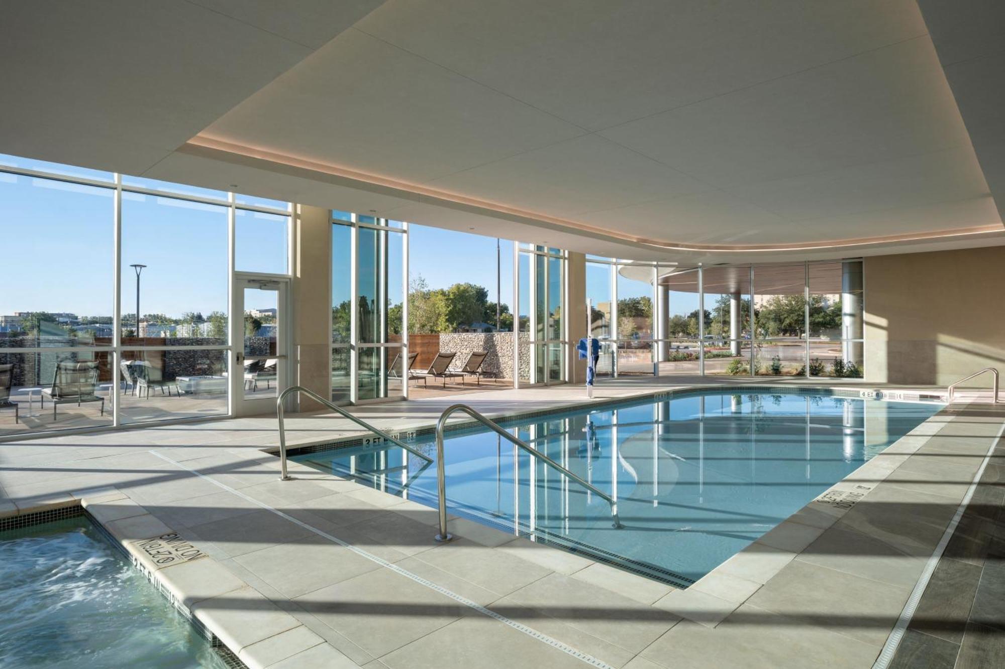 Delta Hotels By Marriott Wichita Falls Convention Center Esterno foto